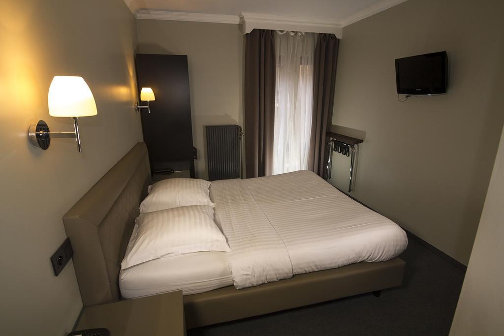 Hotel Le Chantecler Bryssel Exteriör bild